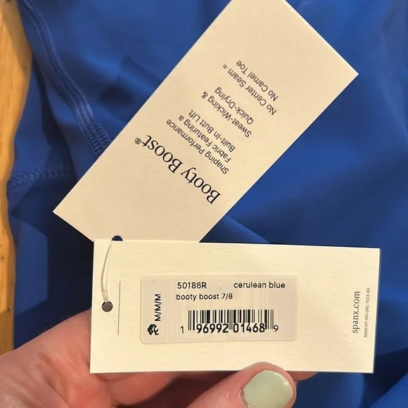 Spanx Booty Boost 7/8 Leggings - Picture 4 of 4